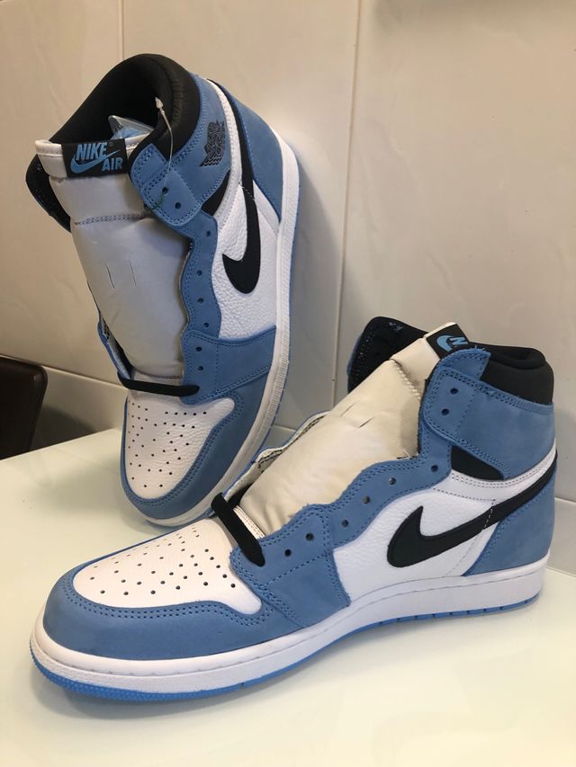 Air Jordan 1 High University Blue 47