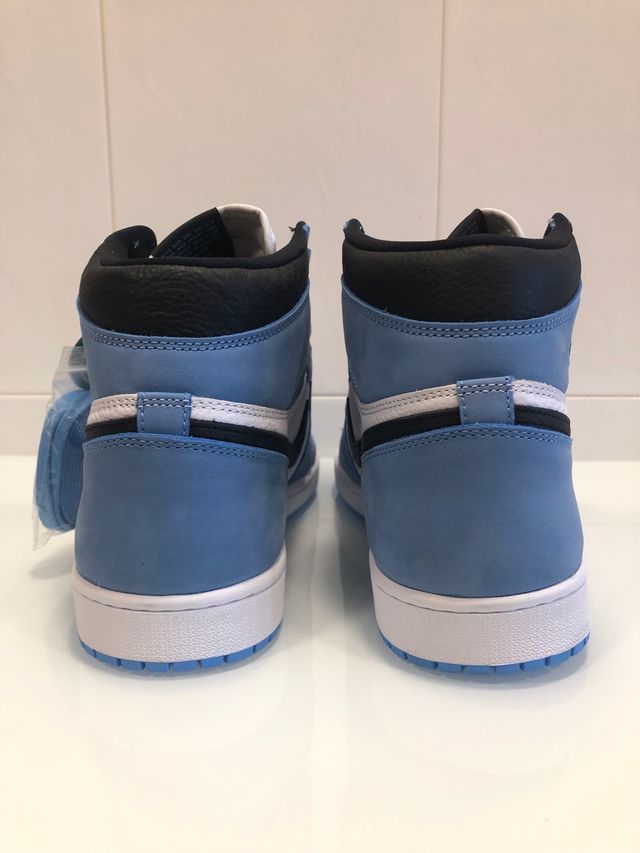 Air Jordan 1 High University Blue 47