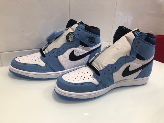 Air Jordan 1 High University Blue 47