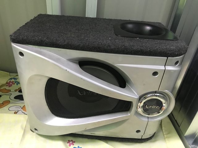 Subwoofer / altavoz para coche