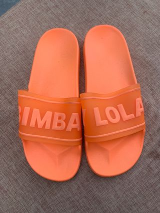 Chancletas Bimba y Lola Naranjas de segunda mano por 30 EUR en Donostia-San  Sebastián en WALLAPOP