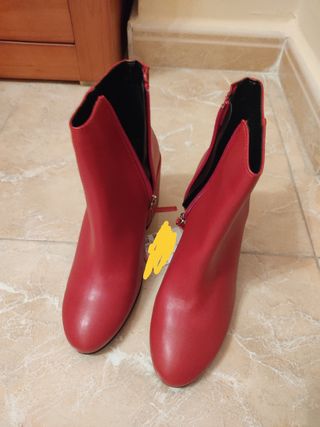 Botines Pull and Bear mujer de segunda mano en WALLAPOP