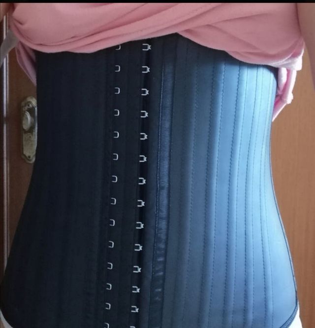CORSÉ Talla XL SIN USAR