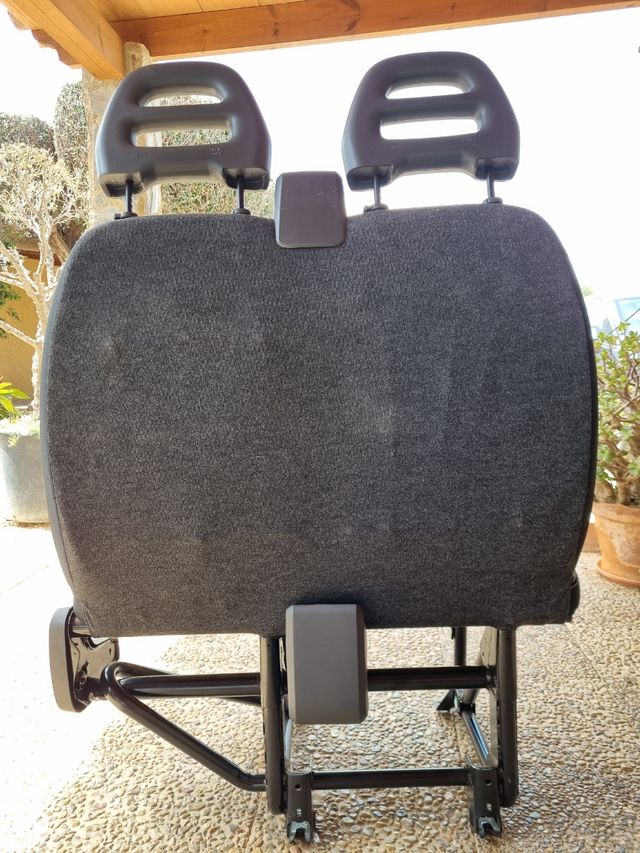 Asiento doble fiat ducato de segunda mano por 190 EUR en Playa Muchavista en WALLAPOP Asiento doble fiat ducato de segunda mano por 190 EUR en Playa Muchavista en WALLAPOP