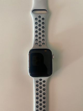 Apple watch Nike 44 mm de segunda mano en WALLAPOP