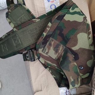 Ropa militar de segunda mano | CASINUEVO