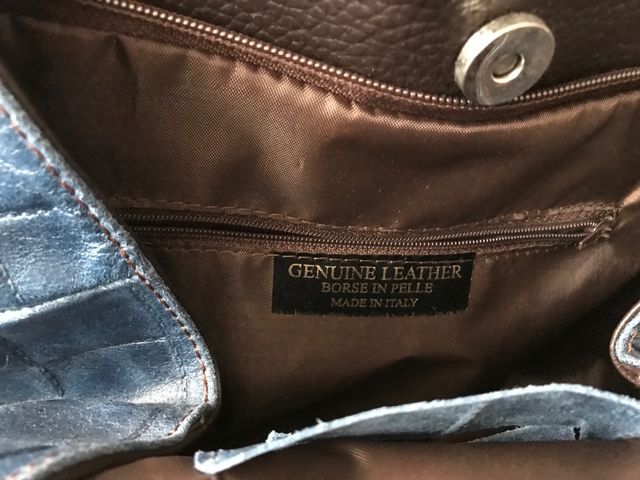 Bolso de cuero azul artesanal, muy ligero. Nuevo ¡