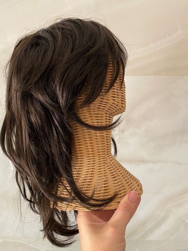 Peluca Sintética (apariencia natural)