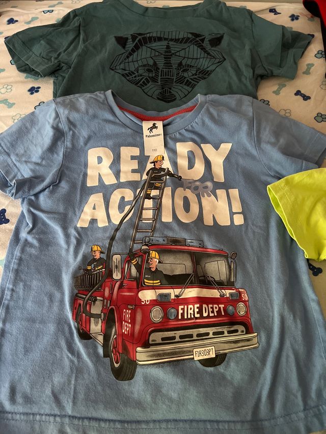 Lote de camisetas niño talla 4/5 años
