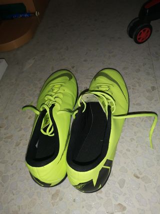 Botas de fútbol Nike Mercurial de segunda mano en WALLAPOP