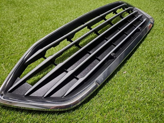 Parrilla Delantera Ford