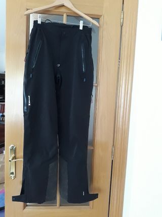 Pantalon alpinismo Simond talla M de segunda mano por 15 EUR en Valladolid  en WALLAPOP