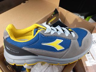 Zapatos de seguridad Diadora de segunda mano en WALLAPOP