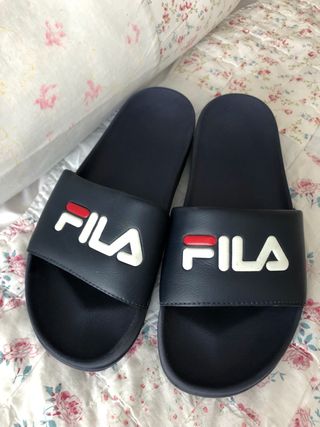 Chanclas Fila de segunda mano en WALLAPOP