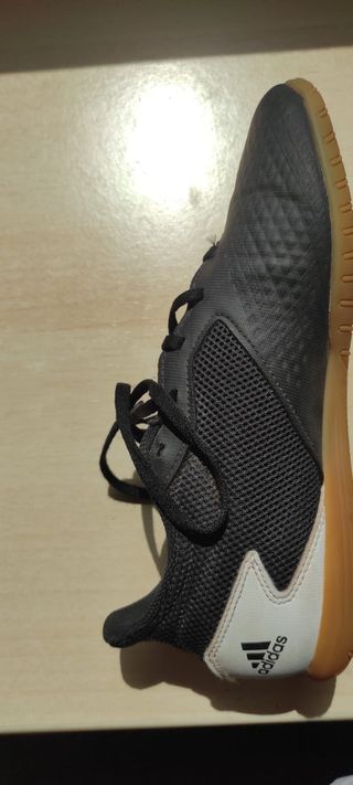 ADIDAS Predator 19.4 IN EF8216 de segunda mano por 15 EUR en Castellón de  la Plana en WALLAPOP