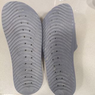 Zapatillas piscina nike de segunda mano por 5 EUR en Granollers en WALLAPOP