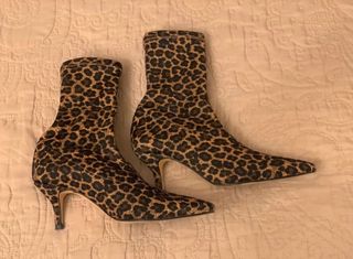 Botines Zara de leopardo de segunda mano en WALLAPOP