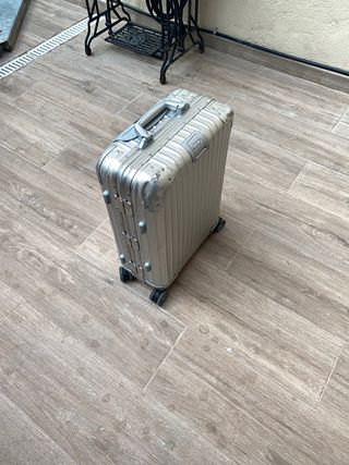 Maleta Rimowa de segunda mano por 249 EUR en Sant Joan Despí en WALLAPOP