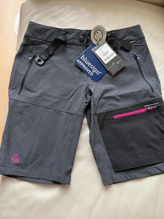PANTALON SHORT FRIZA TERNUA NEGRO MUJER
