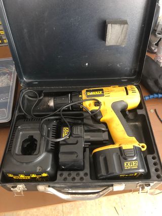 Taladro Dewalt de segunda mano en WALLAPOP