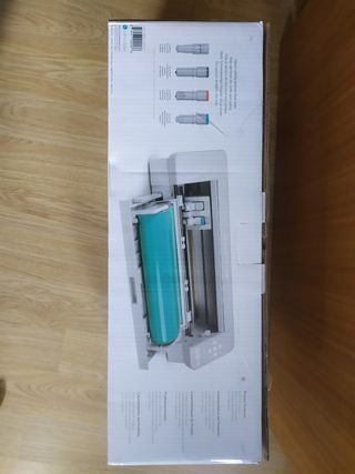 Silhouette Cameo 4 y accesorios de segunda mano por 300 EUR en Pamplona en  WALLAPOP