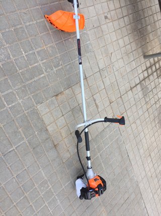 Desbrozadora de gasolina de segunda mano en Terrassa en WALLAPOP