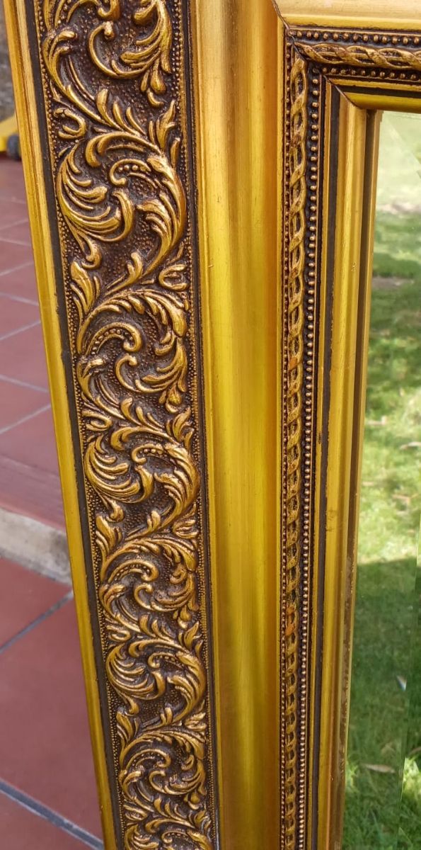 Espectacular espejo antiguo dorado.