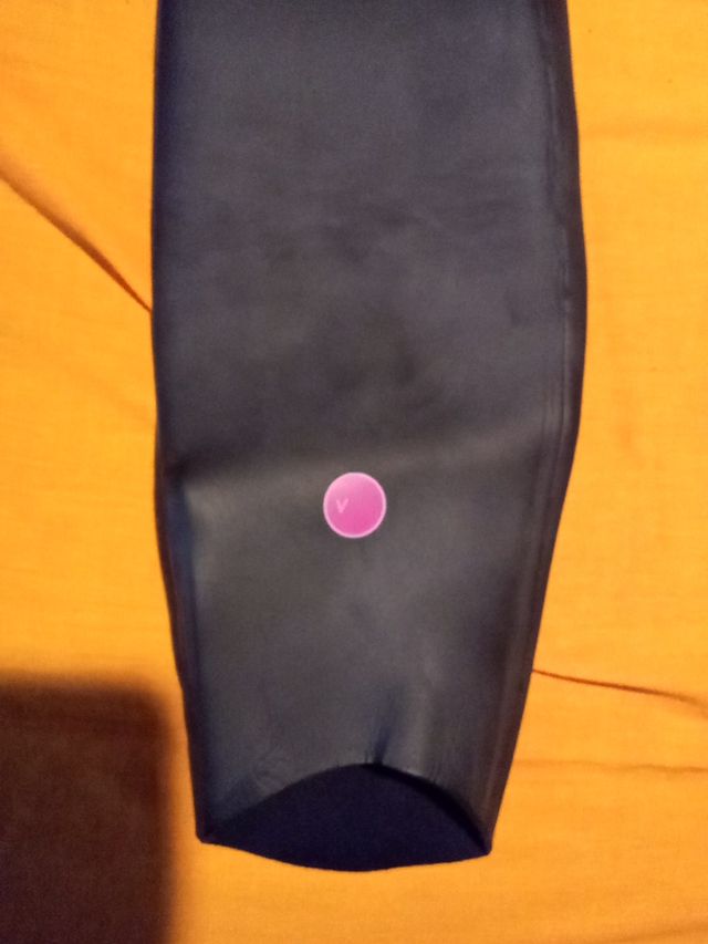 Malla larga de neopreno chica Orca sin estrenar