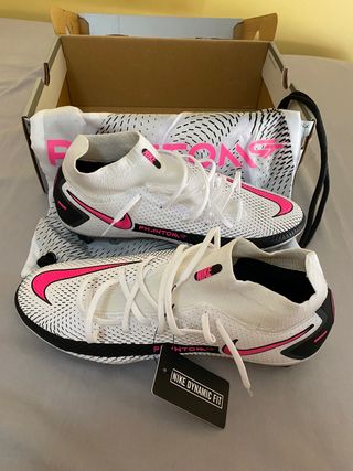 Botas de fútbol gama alta de segunda mano en WALLAPOP