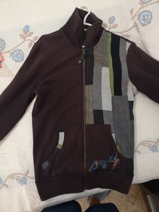 Abrigo Desigual de segunda mano en Sevilla en WALLAPOP