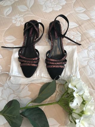 Sandalias joya Uterque de segunda mano por 29 EUR en Valencia en WALLAPOP