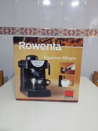 Cafetera Espresso Rowenta de segunda mano por 20 EUR en Manises en WALLAPOP