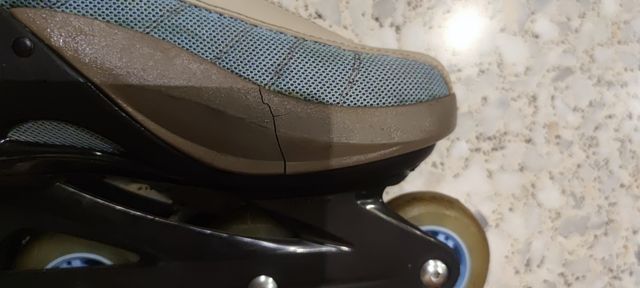 patin talla 41 usado 1 vez y guardado.