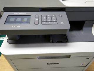 Impresora Brother Láser Color DCP 3550 cdw de segunda mano por 75 EUR en  Gijón en WALLAPOP