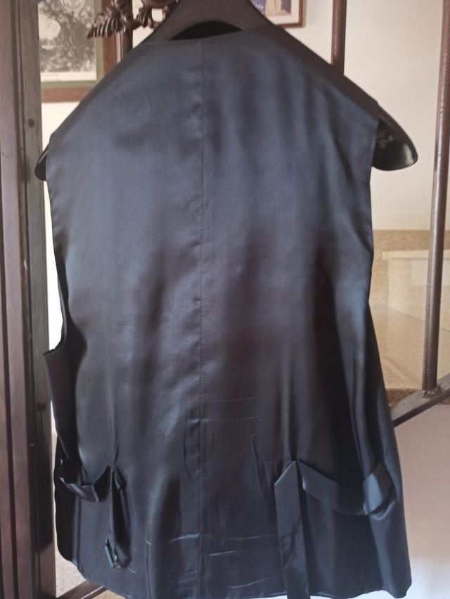Traje chaqueta marca ANEMAN