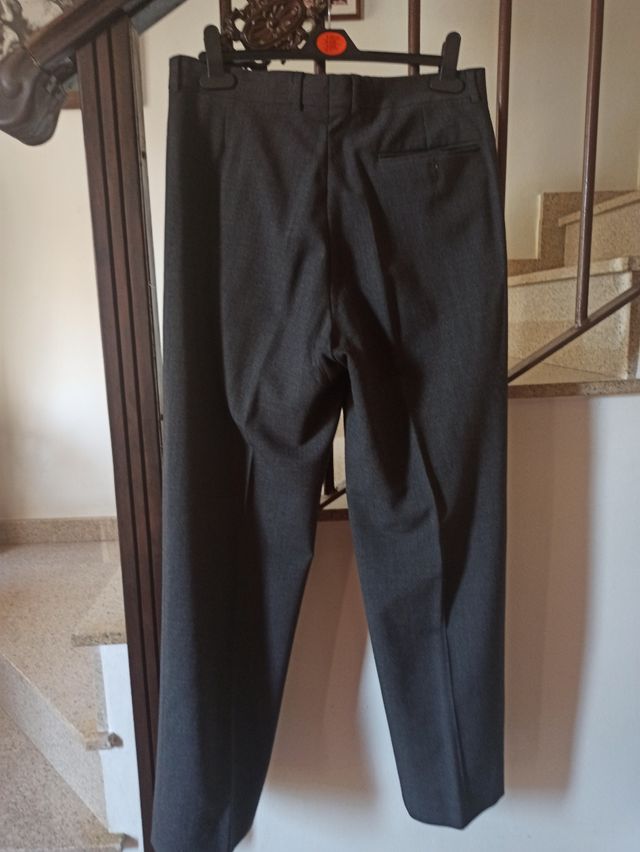 Traje chaqueta marca ANEMAN