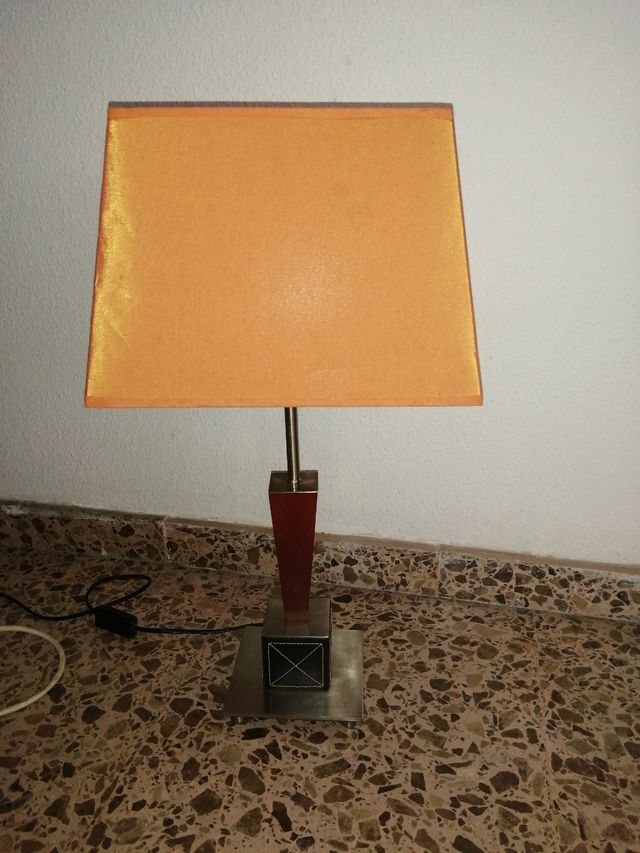 lampara de sobre mesa