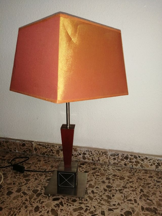 lampara de sobre mesa