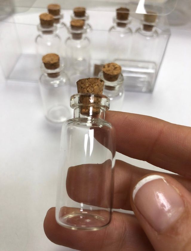 ¡Últimas! Lote 23 botellitas de vidrio