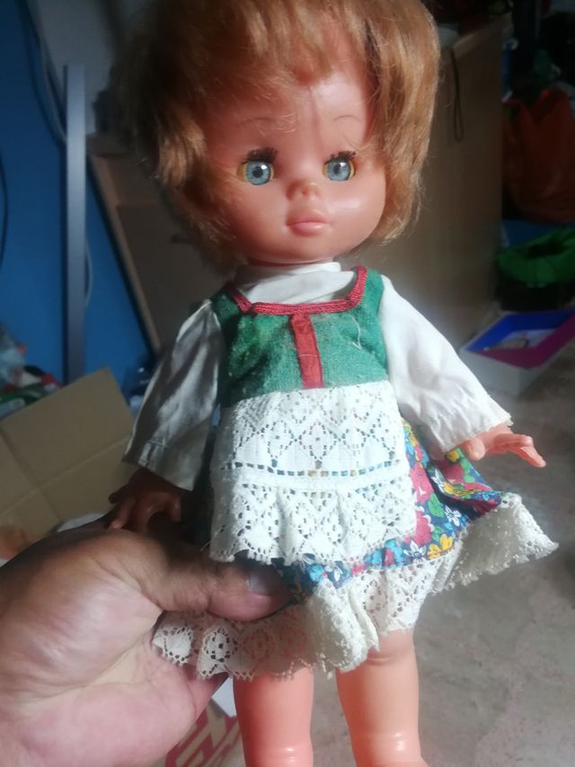 muñeca antigua
