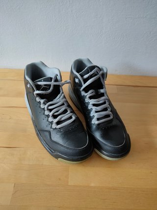 Zapatillas Jordan de segunda mano en Las Palmas de Gran Canaria en WALLAPOP
