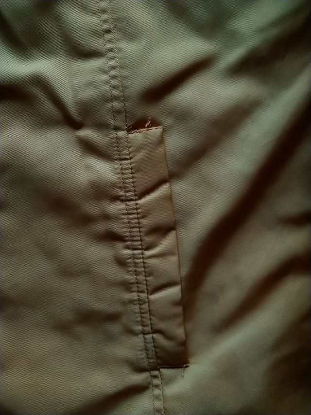 Abrigo de niño mostaza talla 13/14 años UNIT Kids