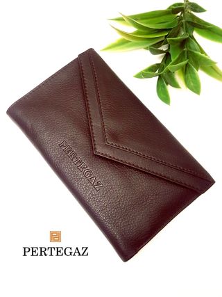 Cartera nueva piel Pertegaz de segunda mano por 23 EUR en Alcantarilla en  WALLAPOP