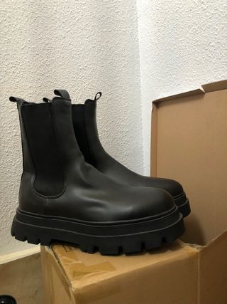 Botines Bershka hombre de segunda mano en Madrid en WALLAPOP