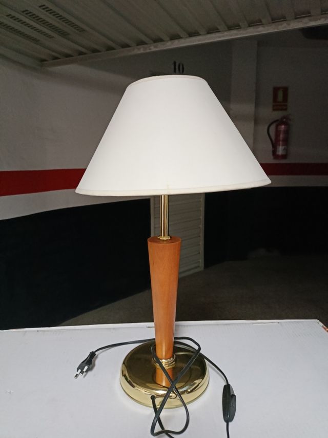 Lampara  de mesita