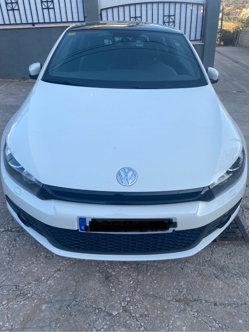 Volkswagen Scirocco 2010 - foto 1