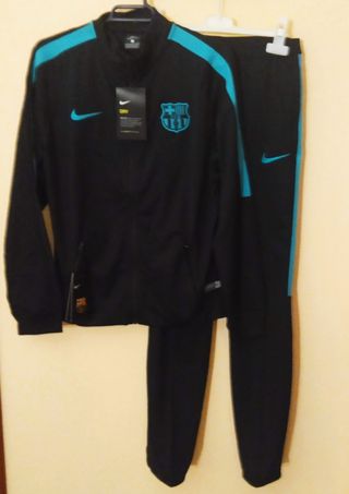 Chandal Nike FC Barcelona de segunda mano en Madrid en WALLAPOP