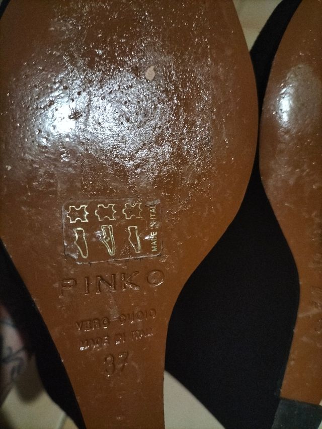 sandali Pinko