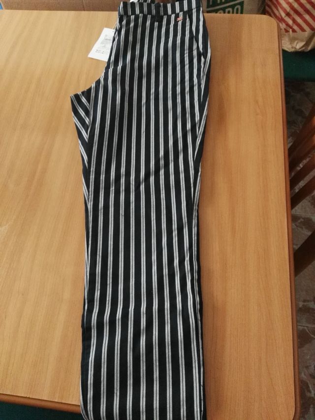 pantalón Milano t..40 nuevo con etiqueta