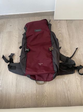 Mochila Forclaz Travel 100 40 Litros de segunda mano por 35 EUR en Ripollet  en WALLAPOP